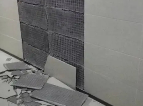 荥经瓷砖空鼓维修公司分享下荥经墙砖松动维修的知识